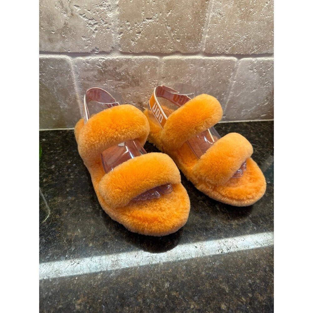 UGG Oh Yeah Sandals Slippers Vibrant Margarita Orange Sheepskin Size 8 EUC